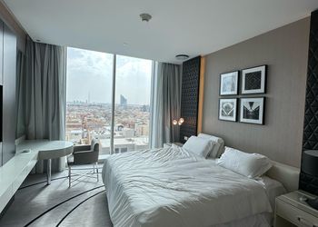 استديو بدخول ذاتي وسرير مريح 