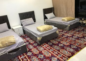 غرفة نوم و ألعاب اطفال خارجيه.