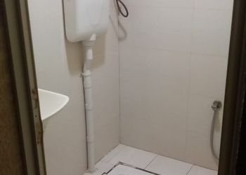 شاليه بجلسة خارجية ومسبح خارجي