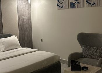 Studio With Master Bed