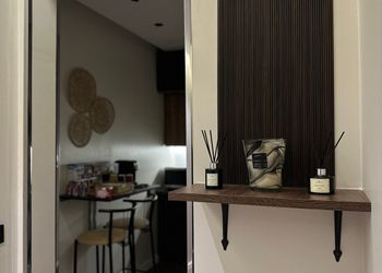 استديو هادئ بدخول ذاتي 