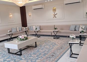 شاليه بمسبح والعاب مائيه
