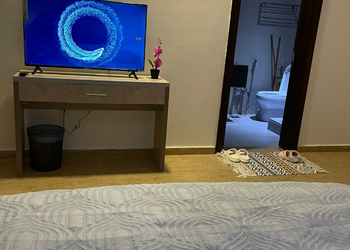 شقة بغرفة نوم وصالة جلوس