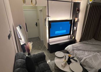 استديو هادئ بسرير ماستر 