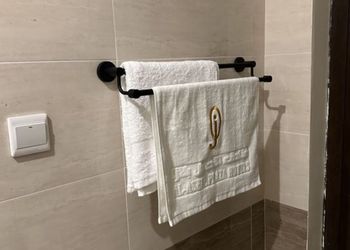 استديو بسرير ماستر وجلسة جانبية 