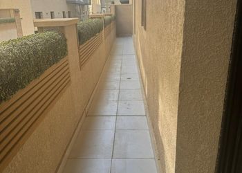 شقة بغرفتين نوم وصالة