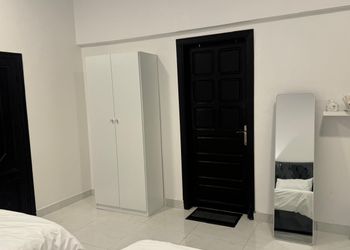 استوديو بسريرين مفردة