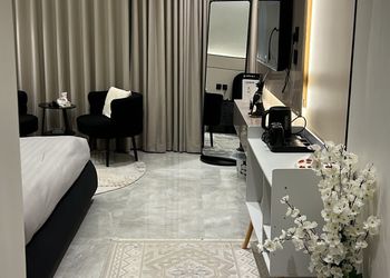 استديو هادئ بسرير ماستر 