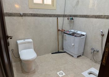 شقة بغرفتين نوم وصالة 
