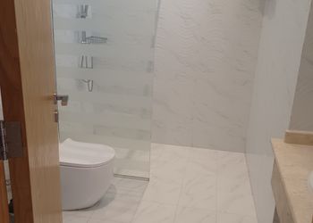 شقة بإطلالة مميزة على البحر 