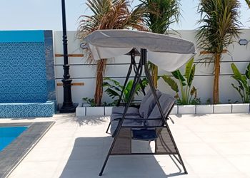 شاليه بمسبح خارجي وأجواء ممتعة 