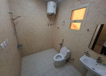 شقة بغرفتين نوم وصالة