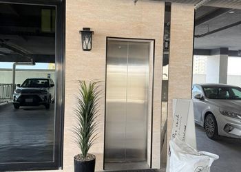 استديو بسرير ماستر وجلسة جانبية