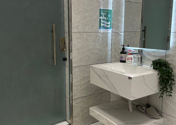 استديو بسرير ماستر وأثاث مريح