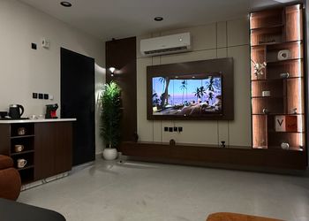 شقة مودرن بغرفتين وصالة وكورنر