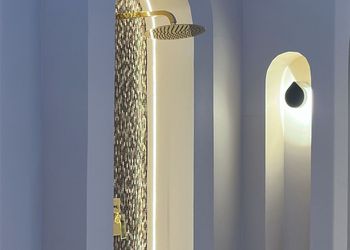 شاليه بصاله انيقة وجلسة خارجية
