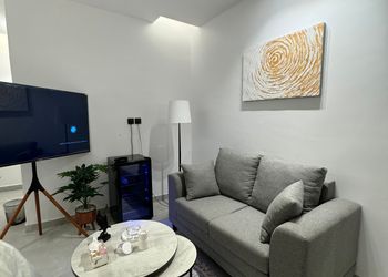 استديو بسرير ماستر ودخول ذاتي