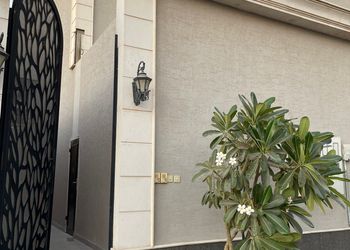 استديو هادئ بسرير ماستر 