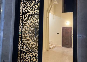 استديو سرير ماستر وجلسه جانبيه 