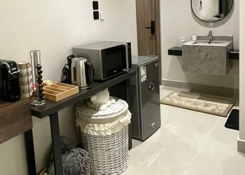استديو بتصميم انيق ودخول ذاتي 