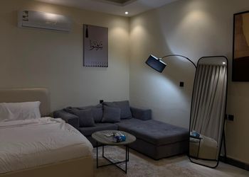 استديو هادئ بسرير ماستر 