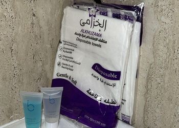 شقة بغرفة نوم وصالة 