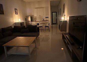 شاليه بمسبح خارجي وجلسة خارجية