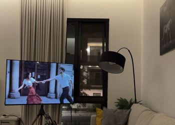 استديو هادئ بسرير ماستر