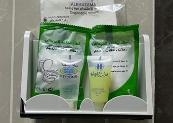 استديو بسرير ماستر وجلسة جانبية 