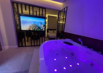 استديو بسرير ماستر