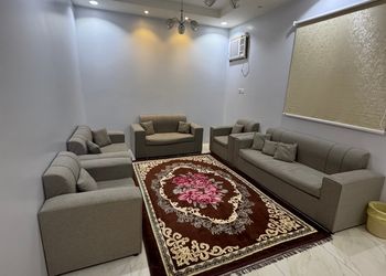 شقة بصالة وغرفتين نوم 