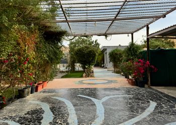 استراحة باطلالة على الجبل ومسبح 