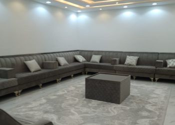 استراحة بمجالس وفناء خارجي 