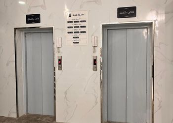 شقة بثلاث غرف نوم