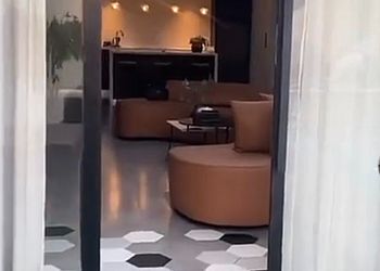 شاليه بمجلس ومسبح خارجي 