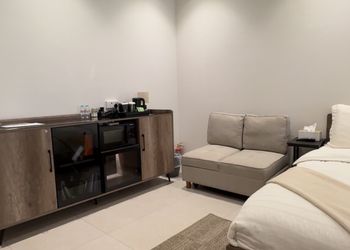 استديو هادئ بسرير ماستر 