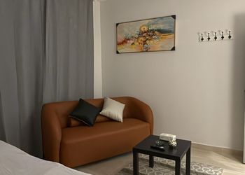 استديو بتصميم جميل ودخول ذاتي