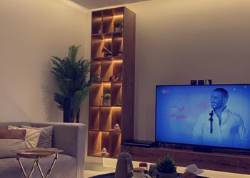 شاليه بمسبح وألعاب مائية