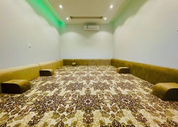 شاليه بمسطح اخضر