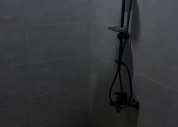 شقة  بصالة جلوس وغرفة نوم