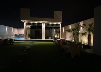 شاليه بمسبح