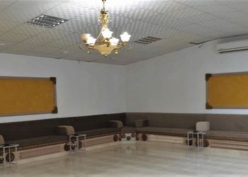 استراحة بجلسات خارجيه