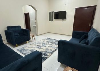 شقة بغرفتين نوم وصالة 