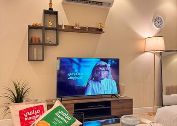 استديو هادئ بسرير ماستر