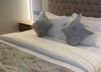 استديو بسرير ماستر