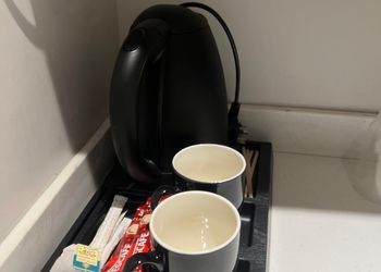 استديو هادئ بسرير ماستر 