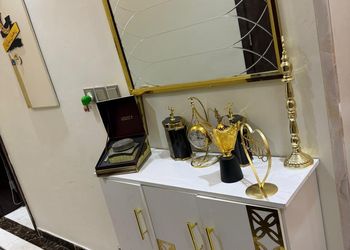 شقة بغرفتين نوم وصالة 
