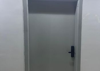 شقة بغرفة معيشة وغرفة نوم 