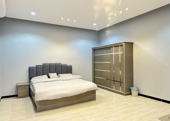 شاليه بمسبح وألعاب مائية 