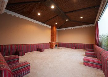 شالية بألعاب اطفال 